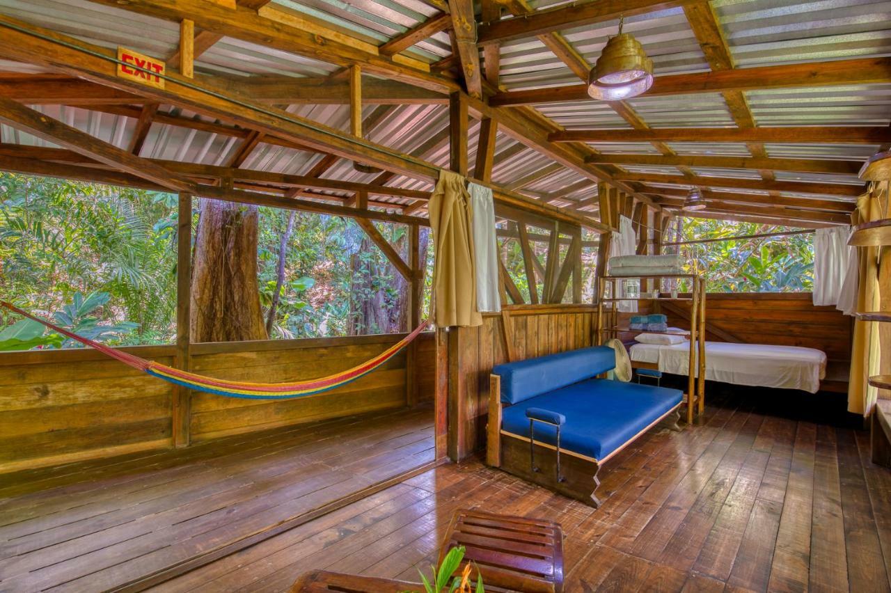 欧米茄旅游生态山林小屋 拉塞瓦 外观 照片